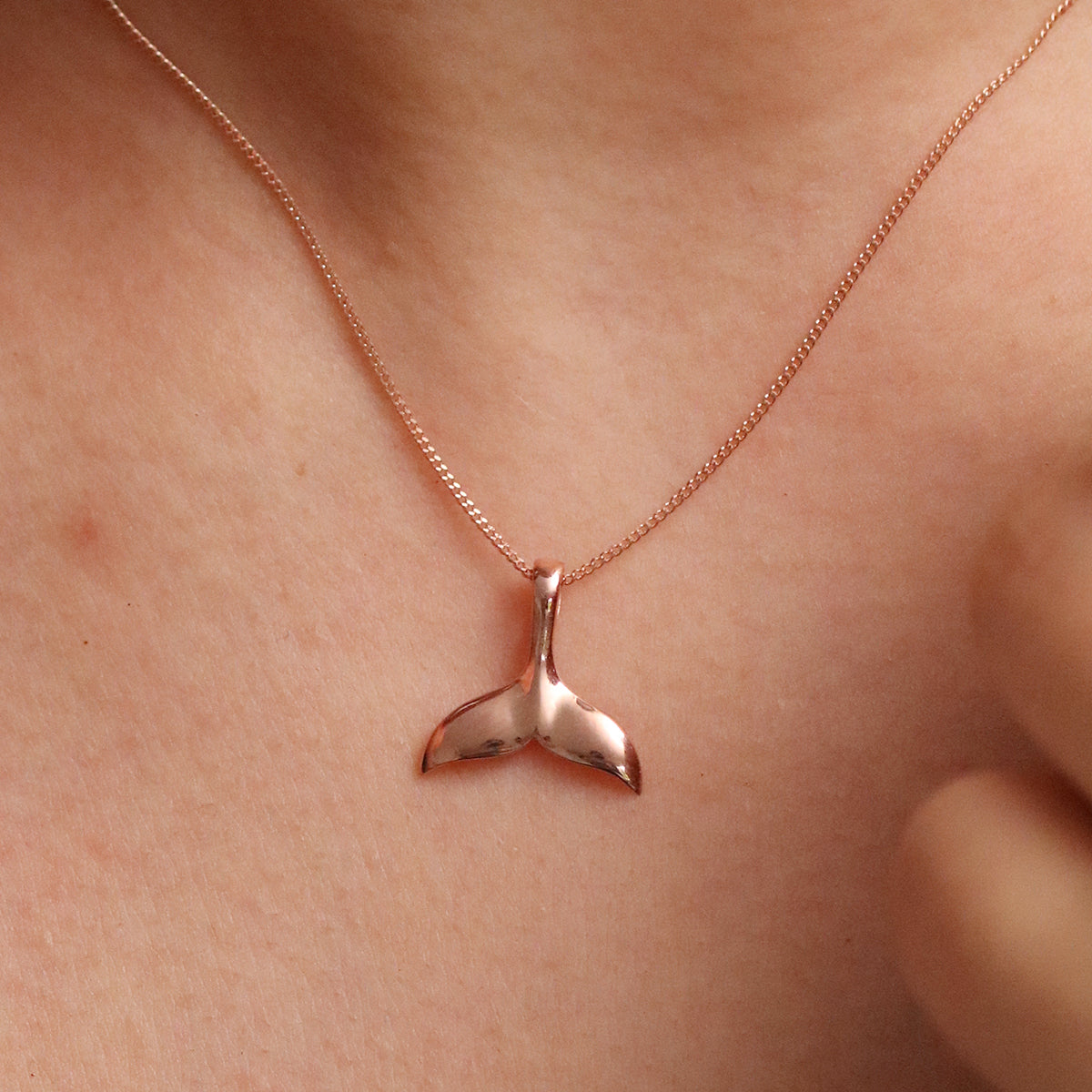Dolphin tail necklace-3